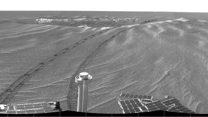Opportunity schaut auf seinen Landeplatz zur�ck