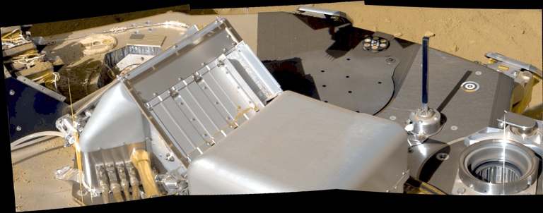 Blick �ber das Instrumentendeck auf das TEGA