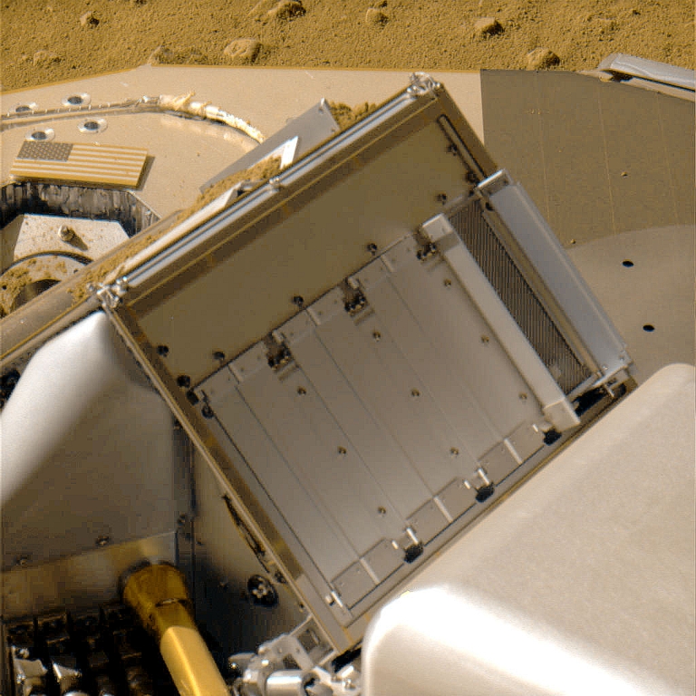 TEGA T�r 1 ist offen !